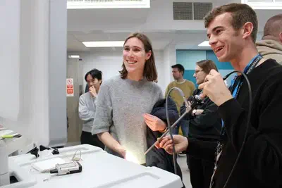 Hands-on demonstration of the laparoscopic hyperspectral imaging device of [Hypervision Surgical](https://hypervisionsurgical.com/).